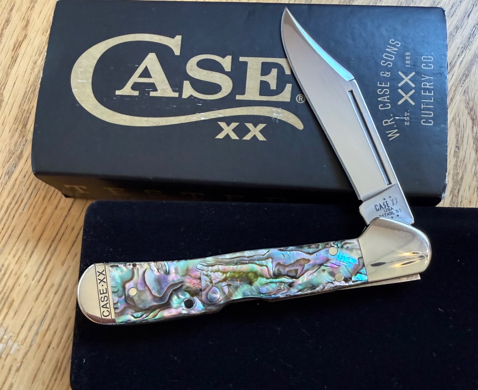 STUNNING CASE ABALONE MINI COPPERLOCK KNIFE NEVER USED IN BOX #81749L SS N28