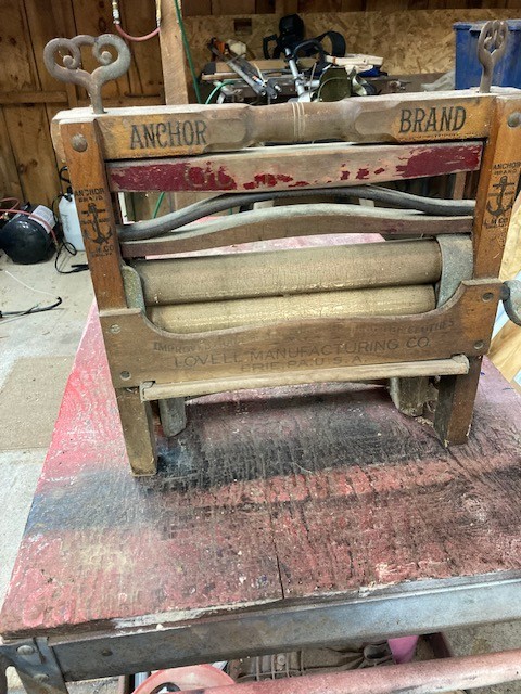 Antique Wooden Clothes Wringer Hand Crank Primitive Laundry Farmhouse Decor 1900
