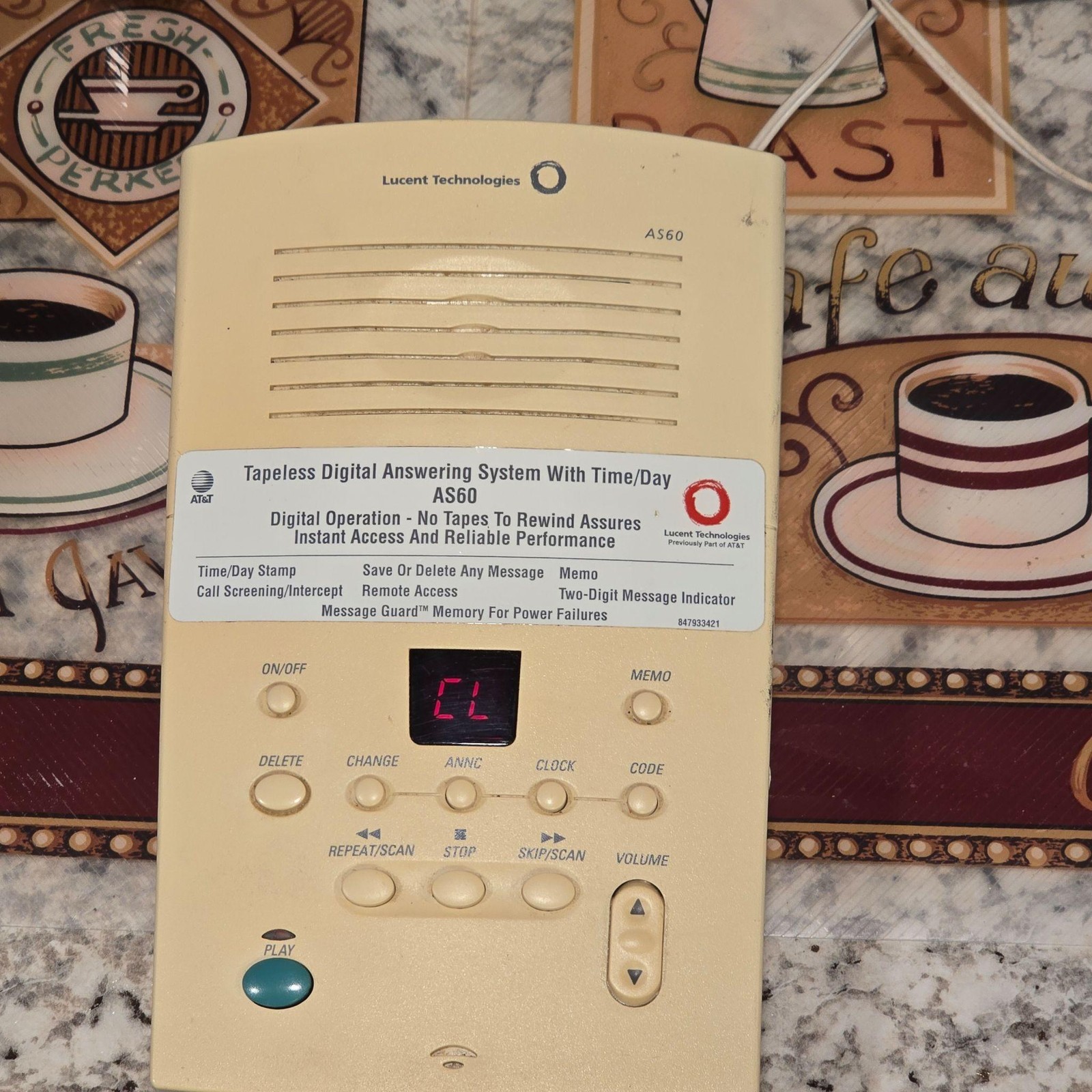 Vintage Lucent Technologies AS60 Tapeless Digital Answering Machine System Beige