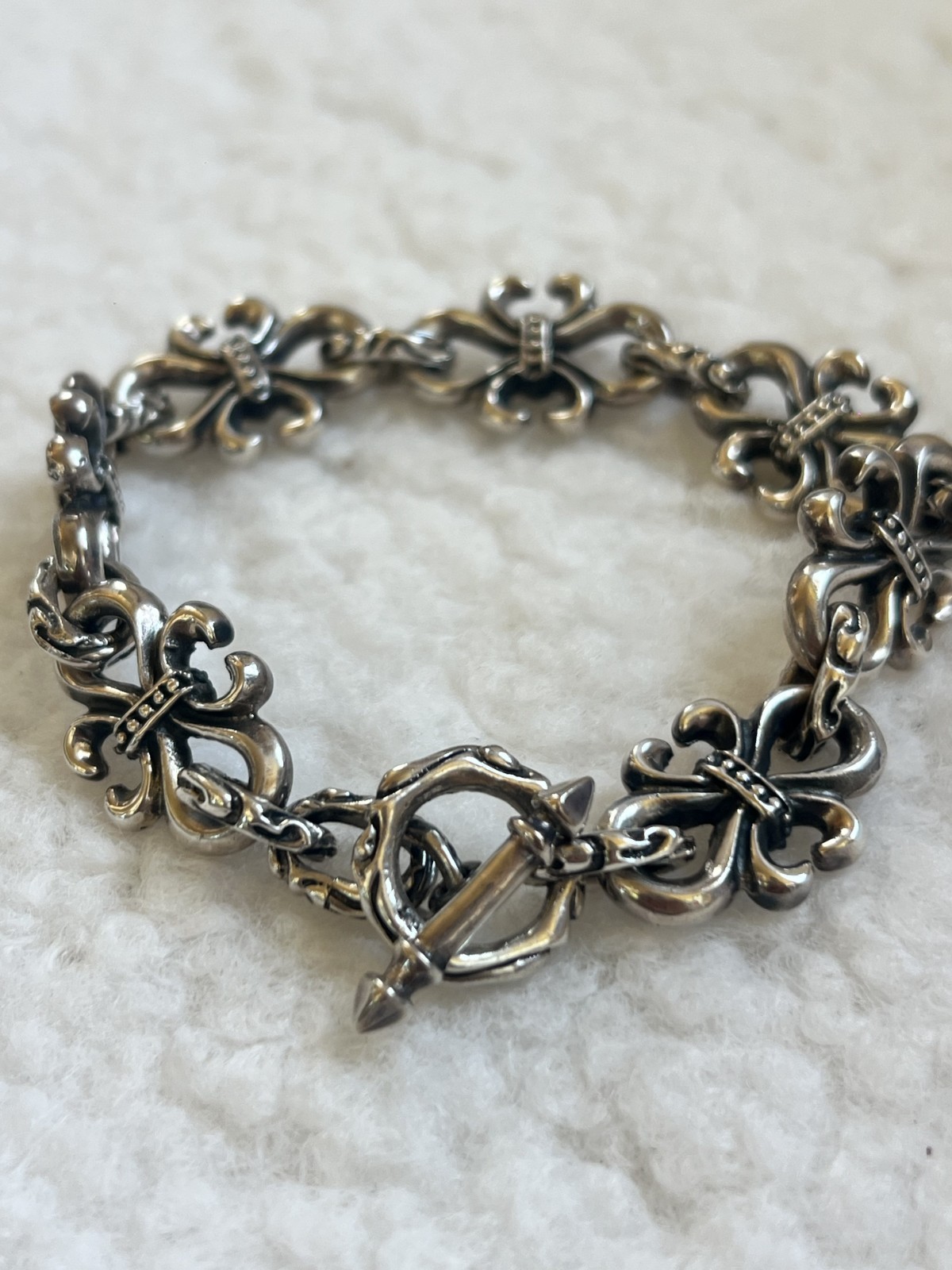 925 Sterling Silver Fleur de Lis Bracelet Oxidized Heavy 51.9g 8-8.5