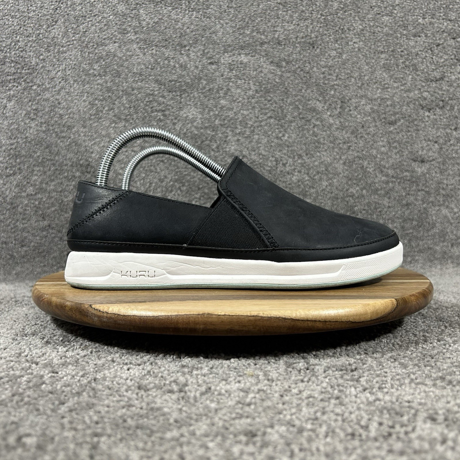 Kuru Roam Atla Womens Size 8.5 Black White Leather Casual Walking Slip-On Shoes