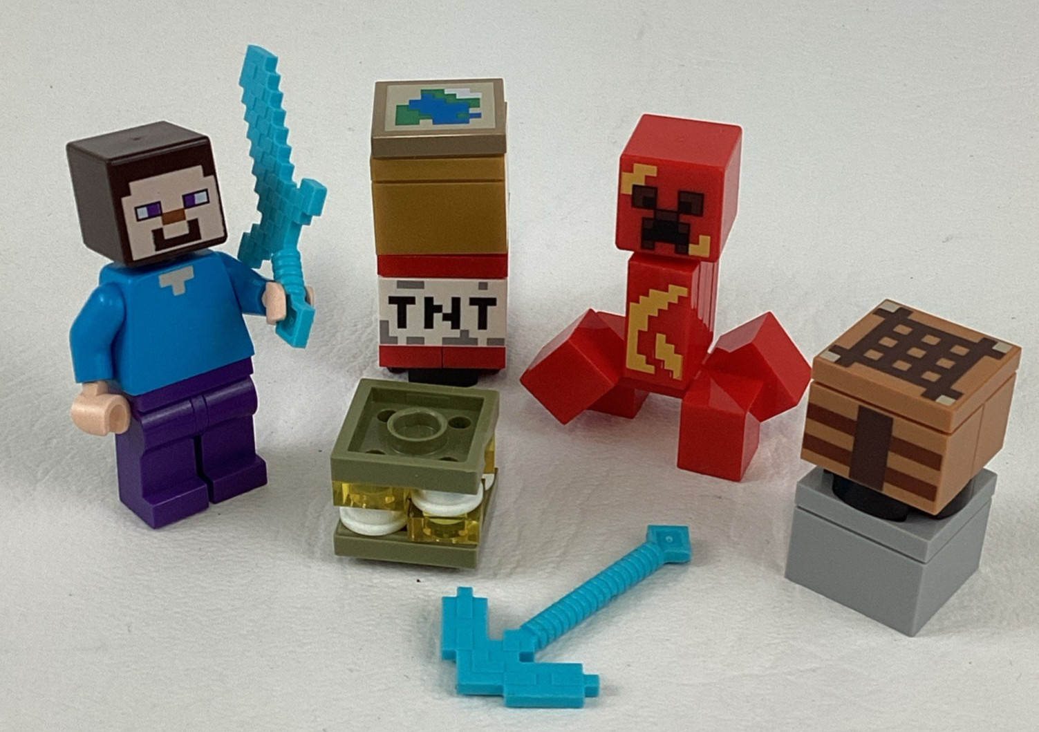 Lego Minecraft Exploding Creeper Steve Video Game Figures Set Toy Lot Parts Lego Minecraft Exploding Creeper Steve Video Game Figures Set Toy Lot Parts