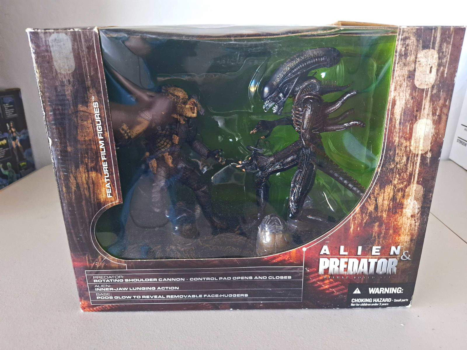 McFarlane Toys Movie Maniacs Series 5 Alien & Predator Deluxe Boxed Set 2002