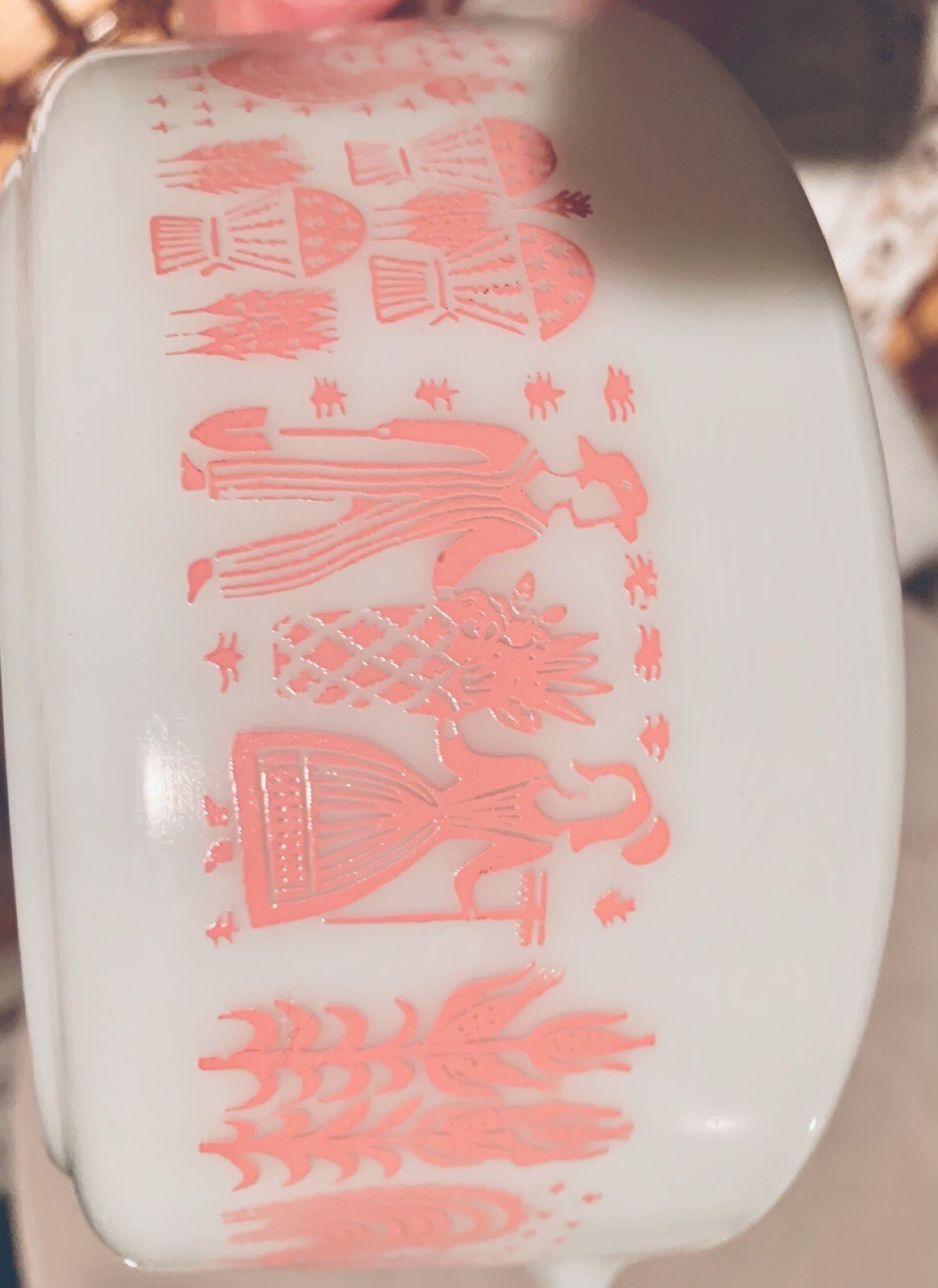 LOVELY VERY RARE HTF VNTG PYREX PINK AMISH BUTTERPRINT CASSEROLE DISH 472 + LID