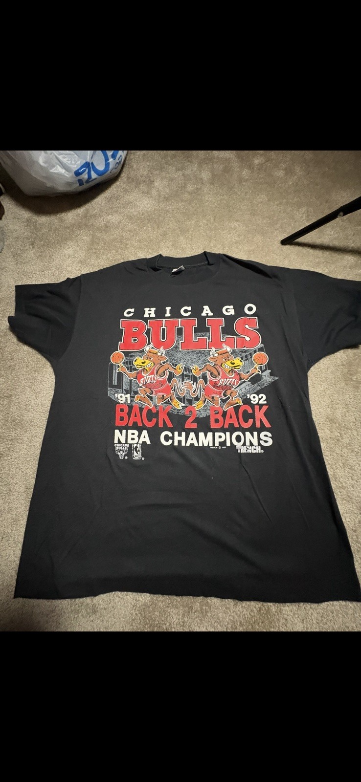 Chicago Bulls Vintage 90\'s NBA T Shirt Size XL Back 2 Back 91 92 Champs Chicago Bulls Vintage 90\'s NBA T Shirt Size XL Back 2 Back 91 92 Champs