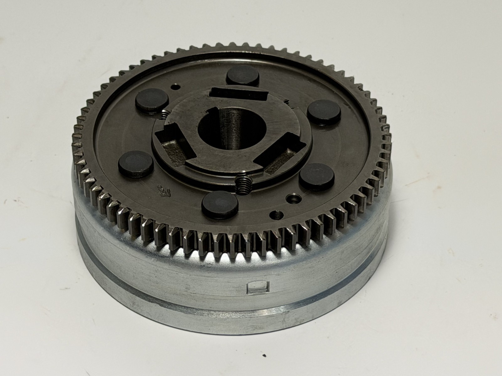 86-90 Yamaha Virago XV700 XV750 OEM Flywheel Magneto Generator Rotor