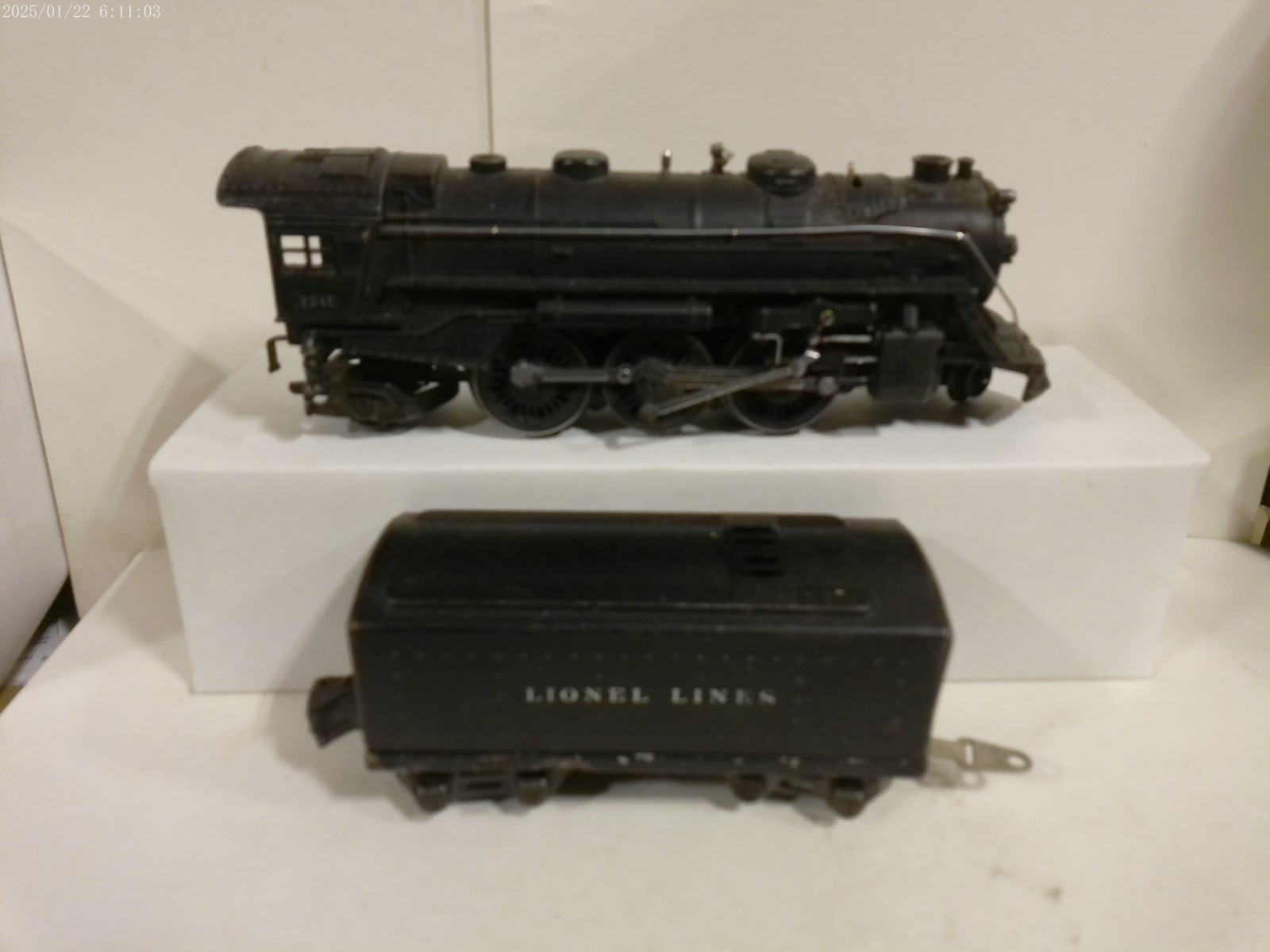 PREWAR VINTAGE LIONEL #224E O GAUGE 2-6-2 STEAM LOCO + 2689WX TENDER SERVICED PREWAR VINTAGE LIONEL #224E O GAUGE 2-6-2 STEAM LOCO + 2689WX TENDER SERVICED
