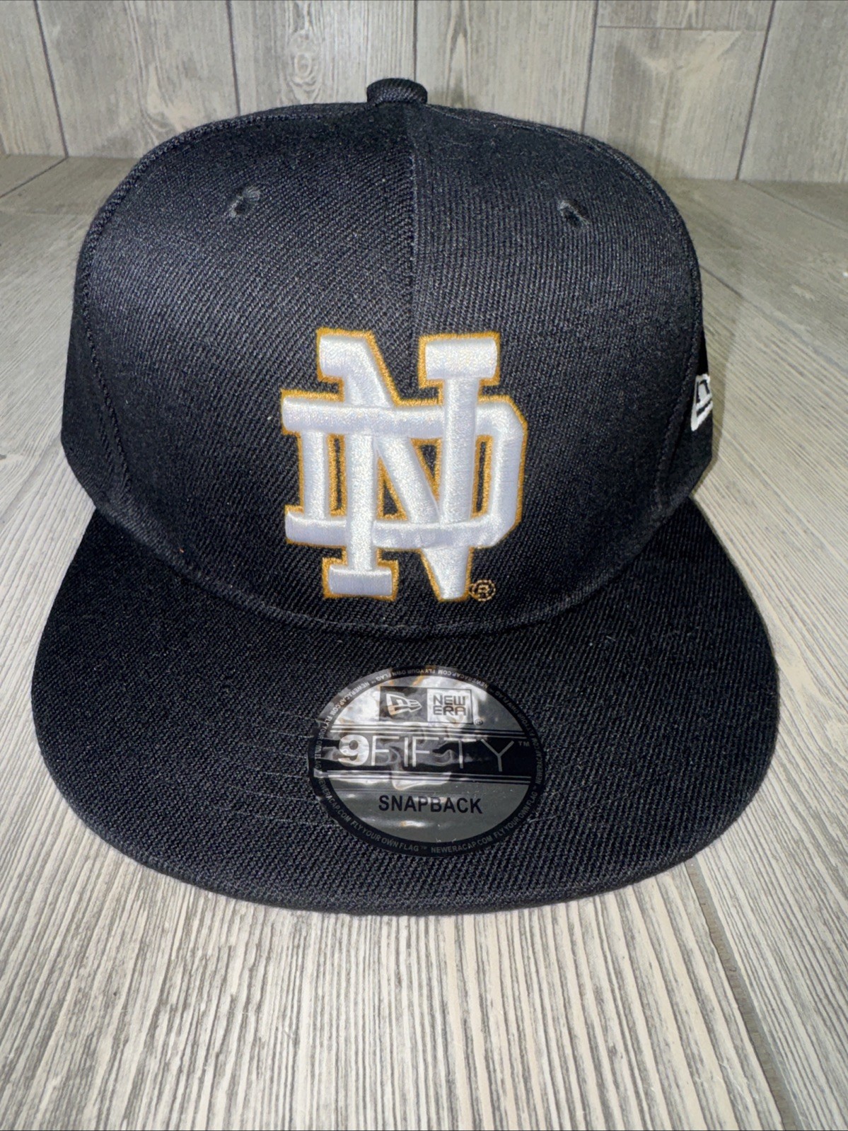 New Era 9Fifty Original Fit Notre Dame Fighting Irish Logo Baseball Cap Snapback