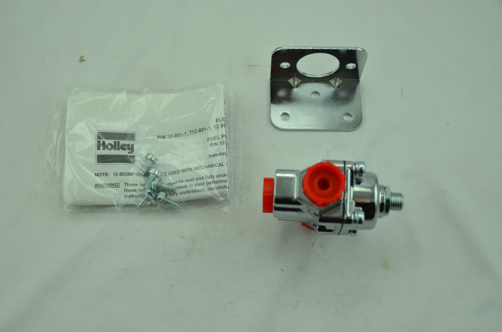 NEW Holley 12-804 Chrome Universal Carbureted Fuel Pressure Regulator 1-4 psi NEW Holley 12-804 Chrome Universal Carbureted Fuel Pressure Regulator 1-4 psi