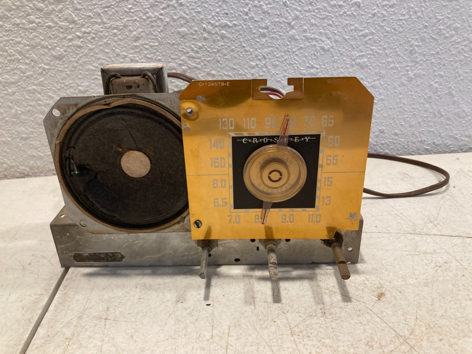 Vintage 1946 Crosley American Overseas 66TC Tube Radio Chassis Parts Repair Vintage 1946 Crosley American Overseas 66TC Tube Radio Chassis Parts Repair