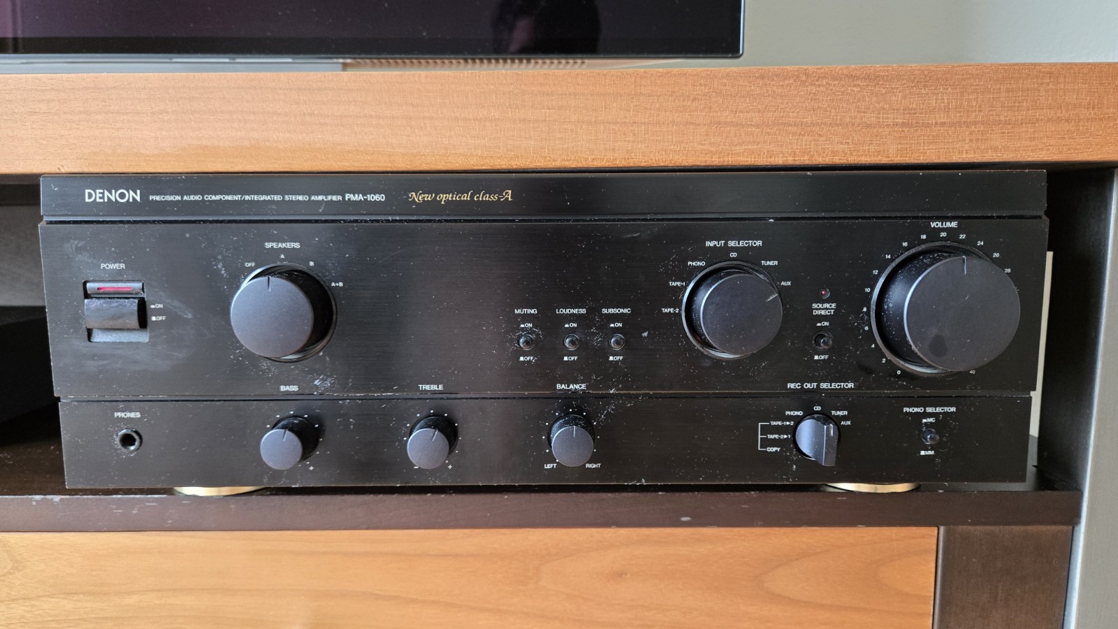 Denon PMA-1060 Integrated Amplifier (fully serviced) Denon PMA-1060 Integrated Amplifier (fully serviced)