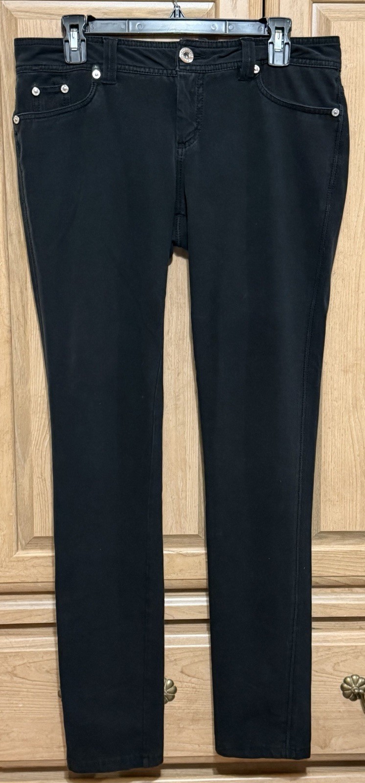 GUESS Black Jean Pants Women’s Size 30 Mid Rise Soft Stretch Skinny Pockets GUESS Black Jean Pants Women’s Size 30 Mid Rise Soft Stretch Skinny Pockets