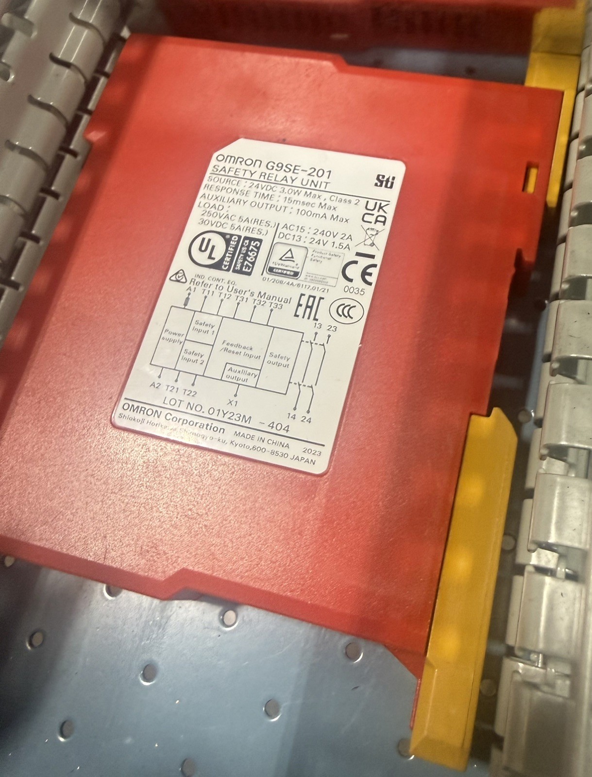 NEW OPEN BOX Omron G9SE-201 Safety Relay Unit - DC 24V STK L793CC NEW OPEN BOX Omron G9SE-201 Safety Relay Unit - DC 24V STK L793CC