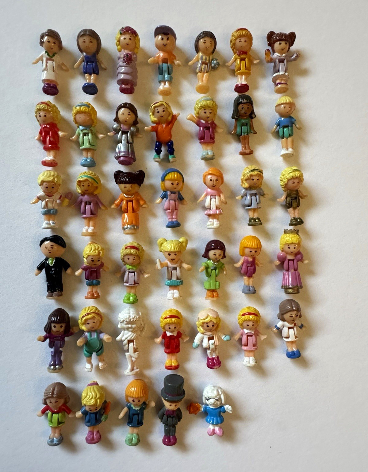 Vintage Bluebird Polly Pocket dolls, 40 total, no doubles Vintage Bluebird Polly Pocket dolls, 40 total, no doubles