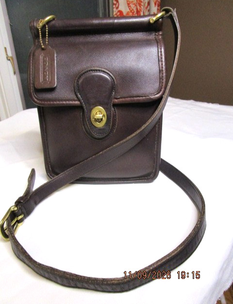 Coach Murphy crossbody bag in Mahogany 9930, from 1990\'s-renewed-see photos