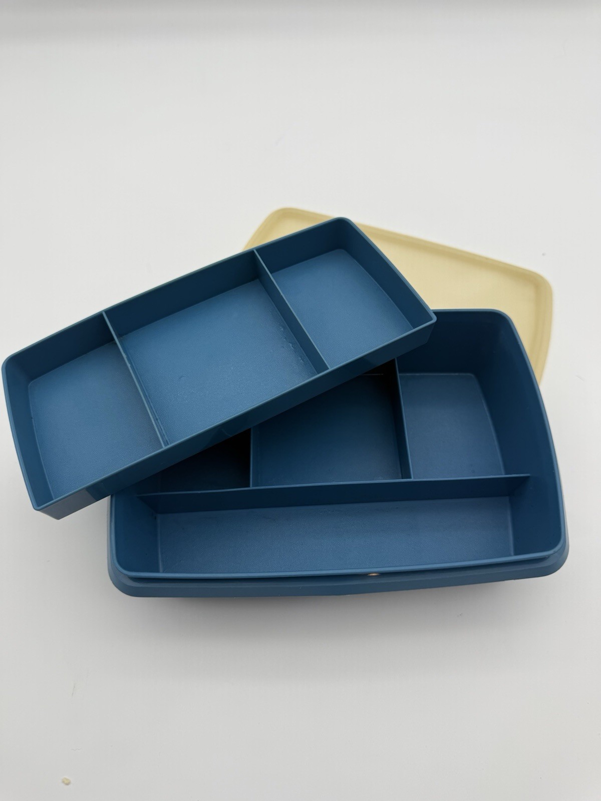 Vintage Tupperware 1431-5 Blue Divided Storage Container Organizer Retro Vintage Tupperware 1431-5 Blue Divided Storage Container Organizer Retro