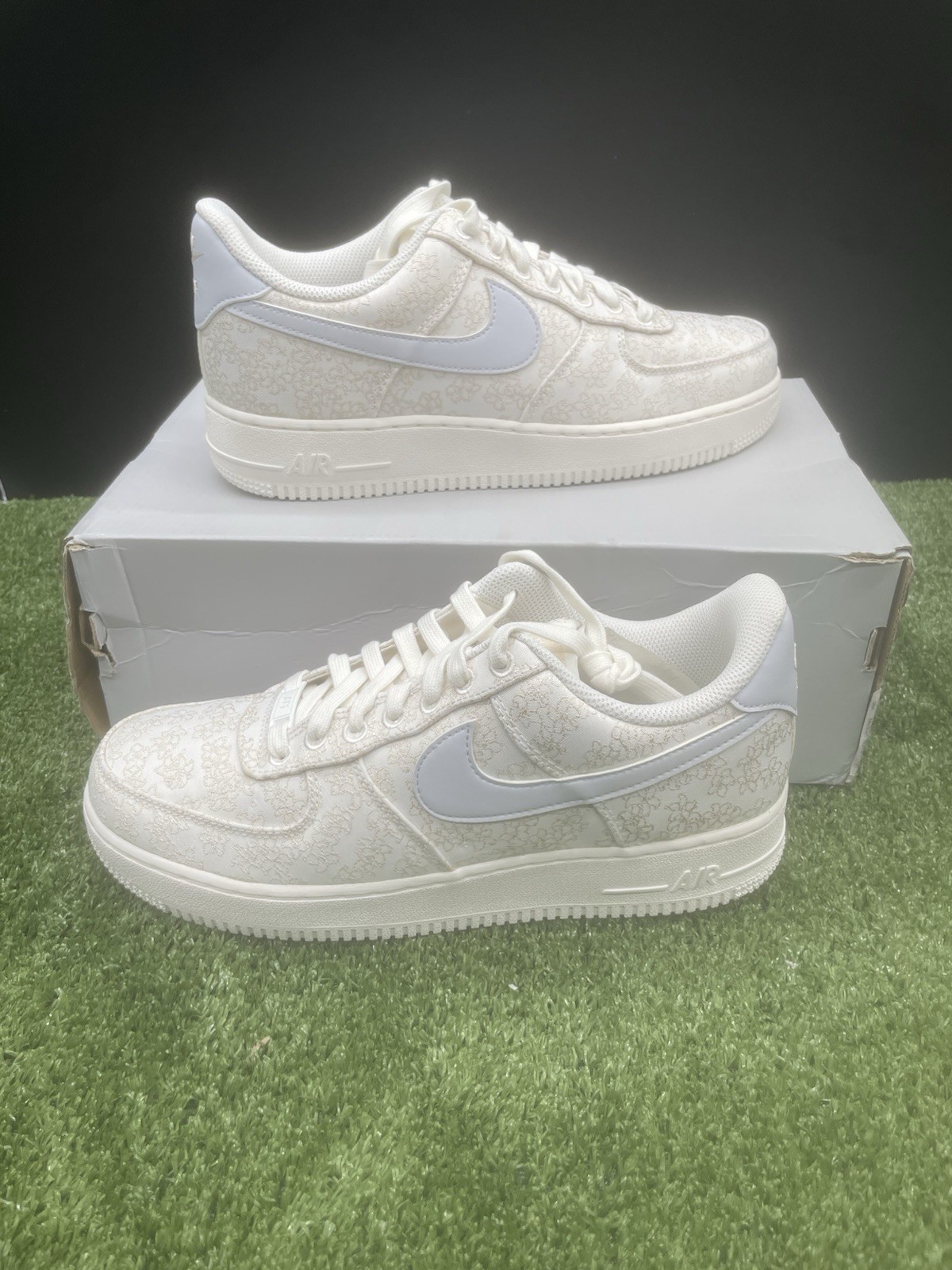 Nike Air Force 1 \'07 SE Jacquard Flower Embroidery DR6402-900 Wmns Sz 10 New Box Nike Air Force 1 \'07 SE Jacquard Flower Embroidery DR6402-900 Wmns Sz 10 New Box