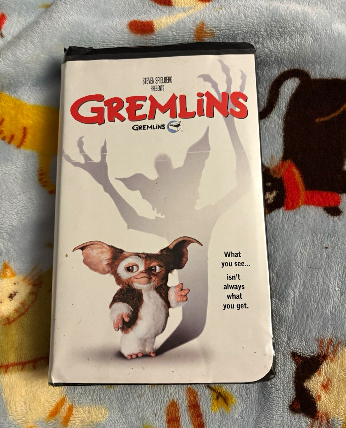 Warner Home Video Gremlins VHS Clamshell NTSC 1984 PG Galligan Warner Home Video Gremlins VHS Clamshell NTSC 1984 PG Galligan