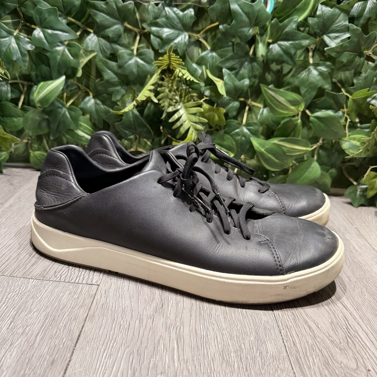 OluKai Mens Leather Sneakers Laeahi Li Ili Black US 12 EU 45 Casual Shoes