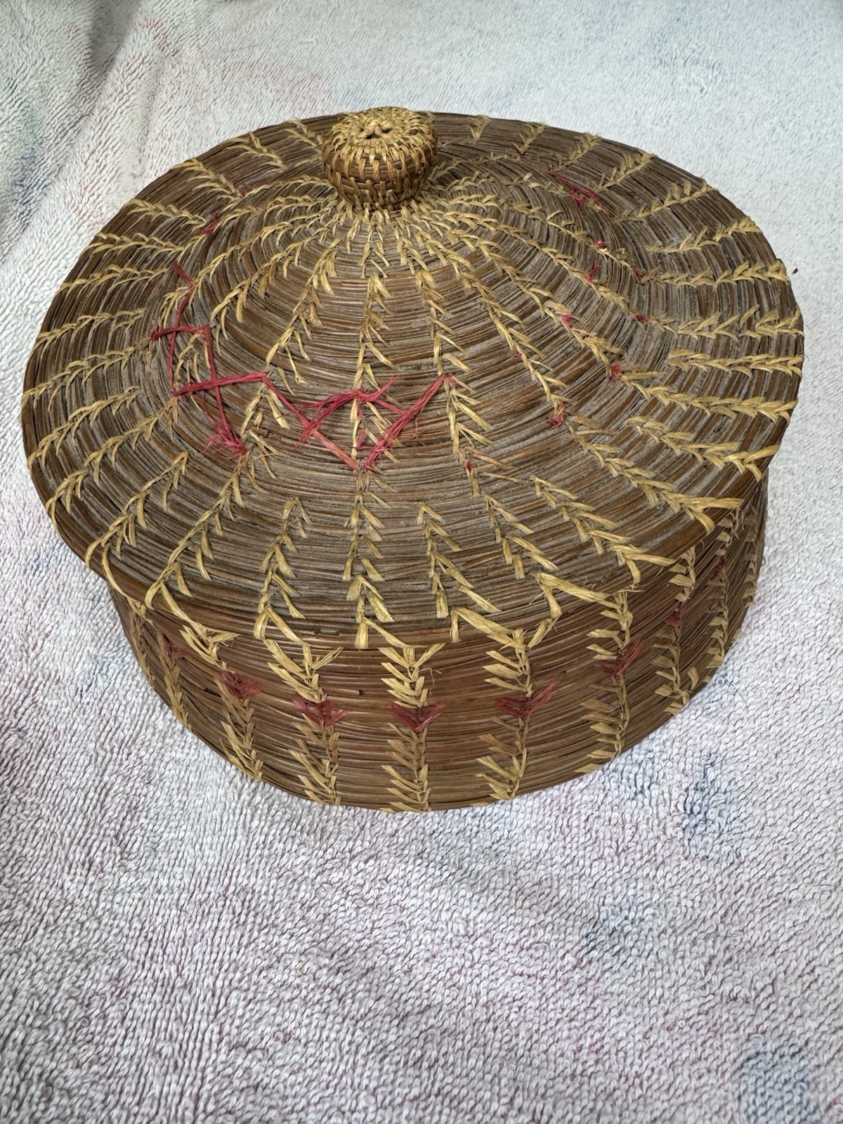 Antique Vintage 1940’s - 1950’s Miami Dade Seminole Medium Basket and Lid