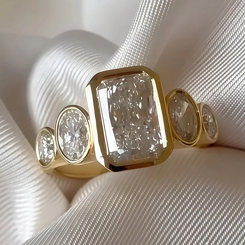 4.00 Ct Radiant-Cut EF/VS1 Lab Grown Diamond Bezel Wedding Ring 14k Yellow Gold 4.00 Ct Radiant-Cut EF/VS1 Lab Grown Diamond Bezel Wedding Ring 14k Yellow Gold