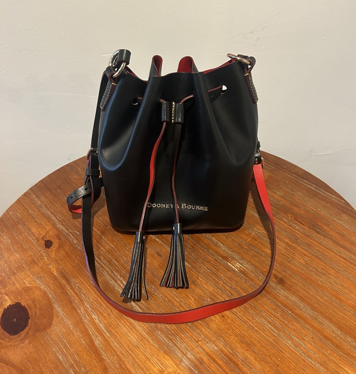 NWOT Dooney & Bourke Serena Black Leather Bucket Bag