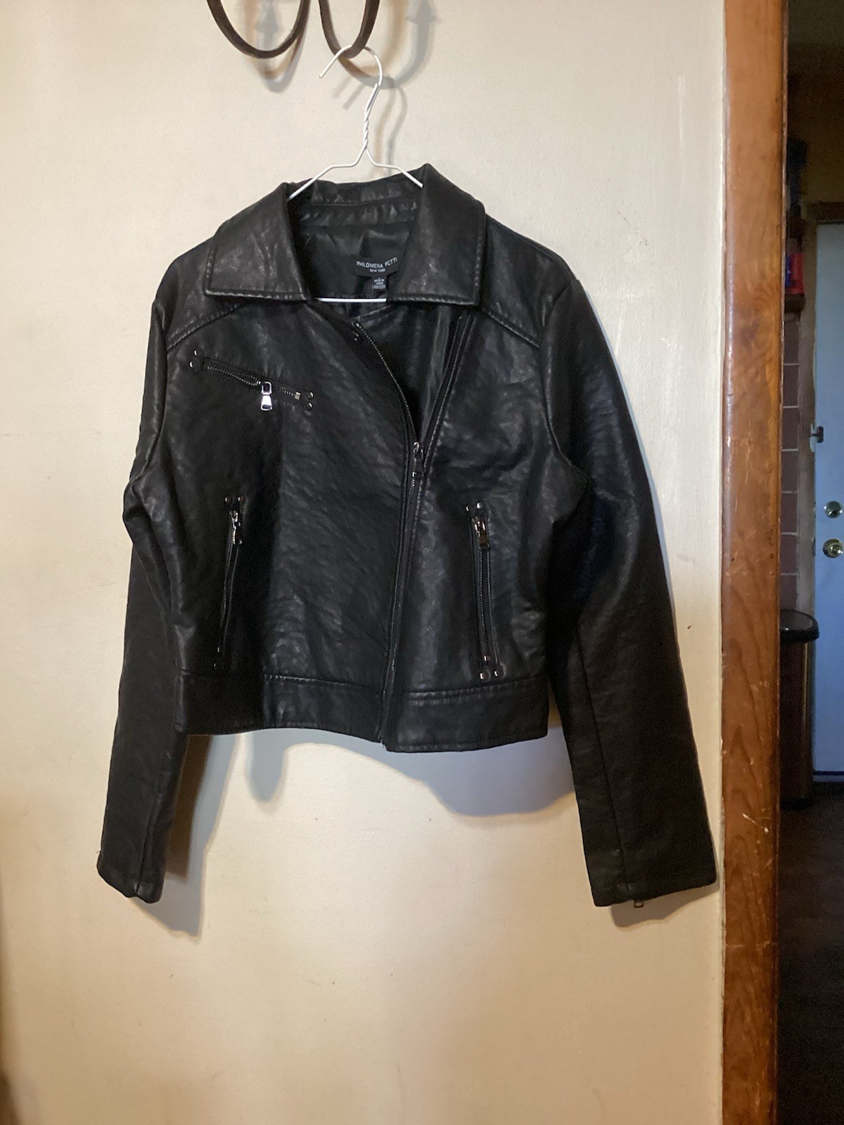 Women’s Philomena Petti NY Black Hammered Texture Faux Leather Moto Jacket Sz L