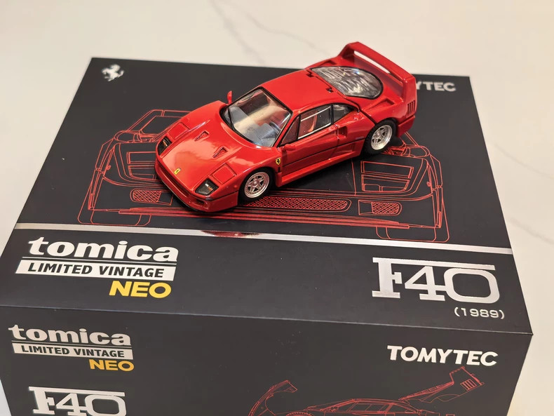 1:64 Takara Tomy Tomica Limited Vintage NEO TLV Ferrari F40 1989 Red Tomytec NEW