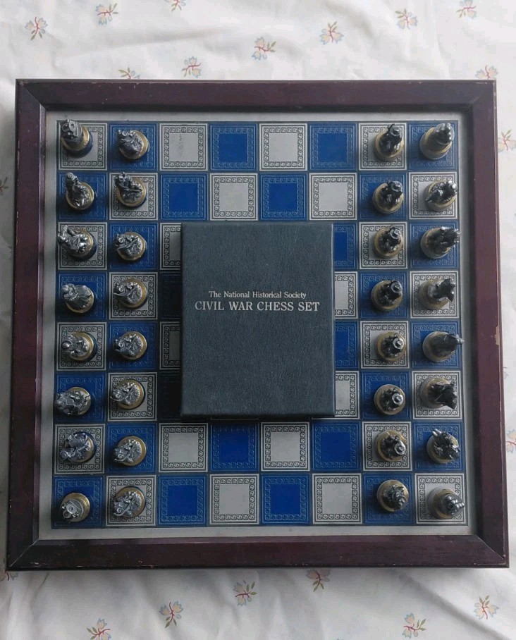 Vintage 1983 Franklin Mint Pewter Full Civil War Chess Set Missing A Few Papers