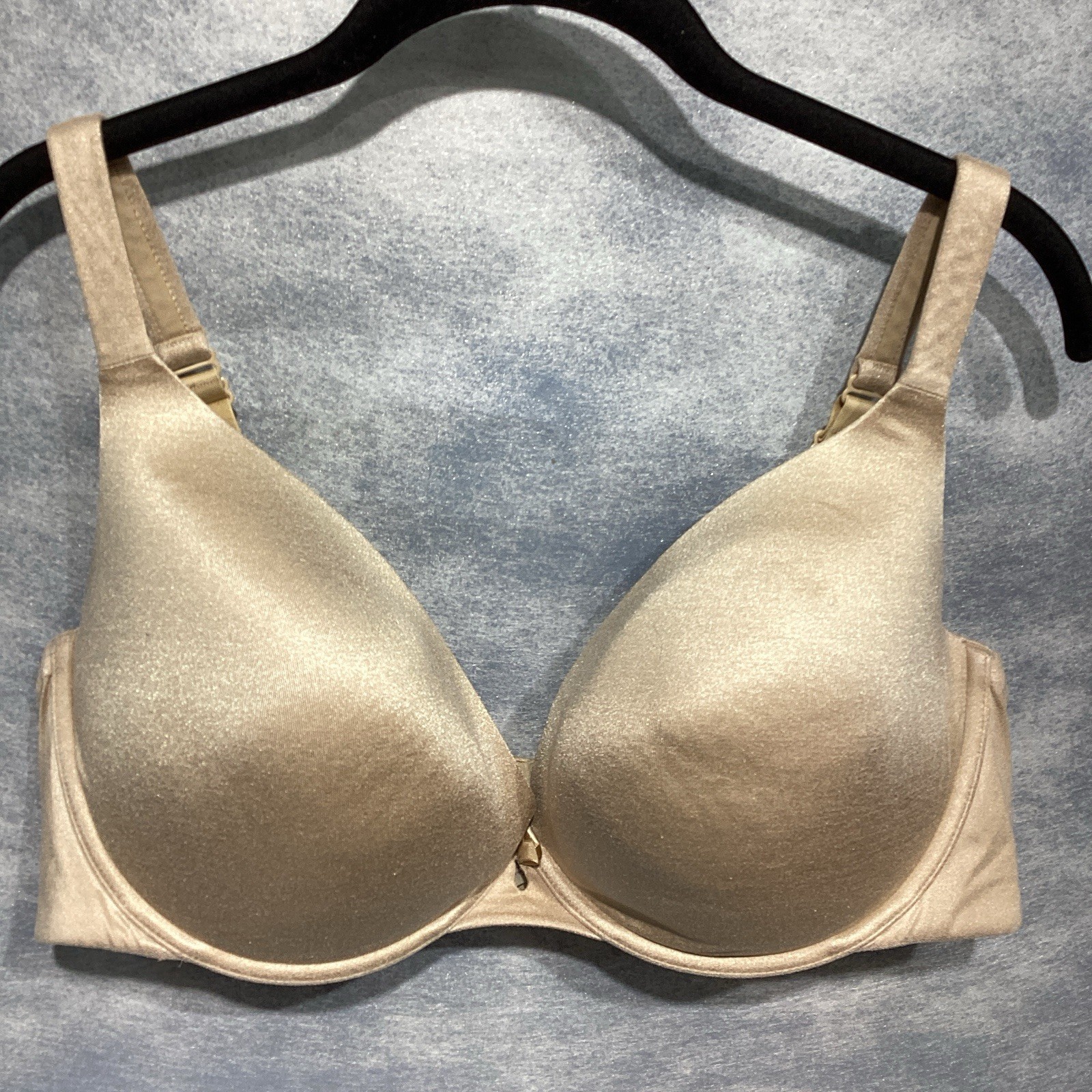 Cacique Bra Size 46DD Uplift Plunge Underwire Smooth Back