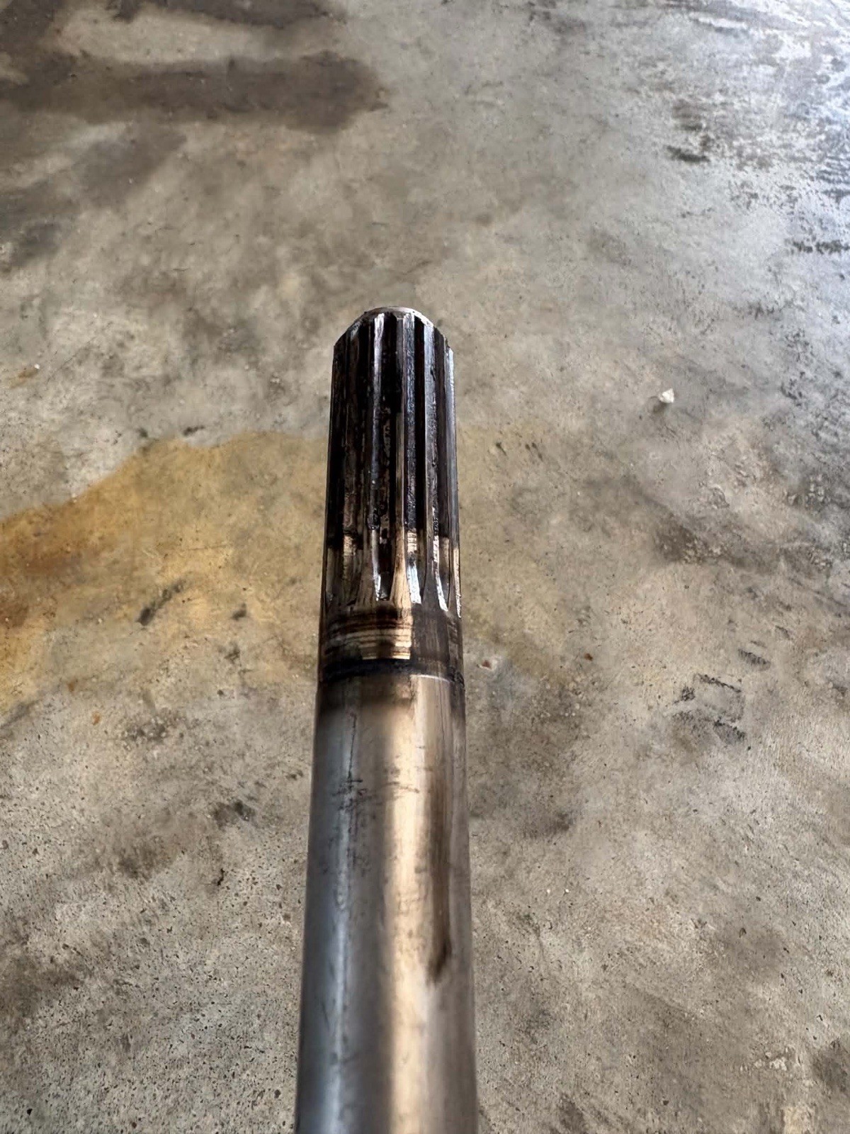 MERCURY 40hp 2 stroke 2002 Length 20” shaft LOWER UNIT Ratio2:1