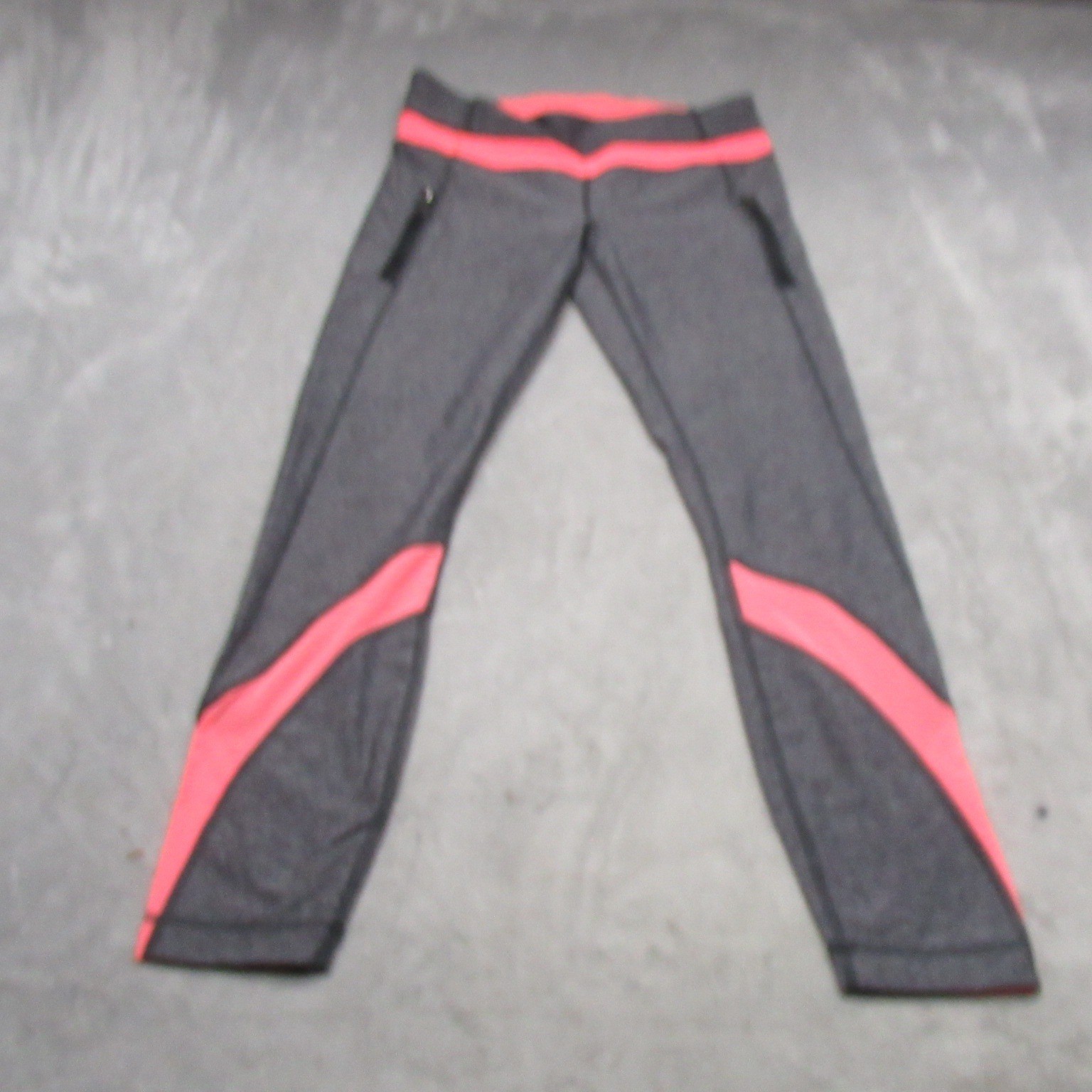 Lululemon Athletica Leggings Women 6 Gray Inspire Tight II  Athletic Yoga 27x27