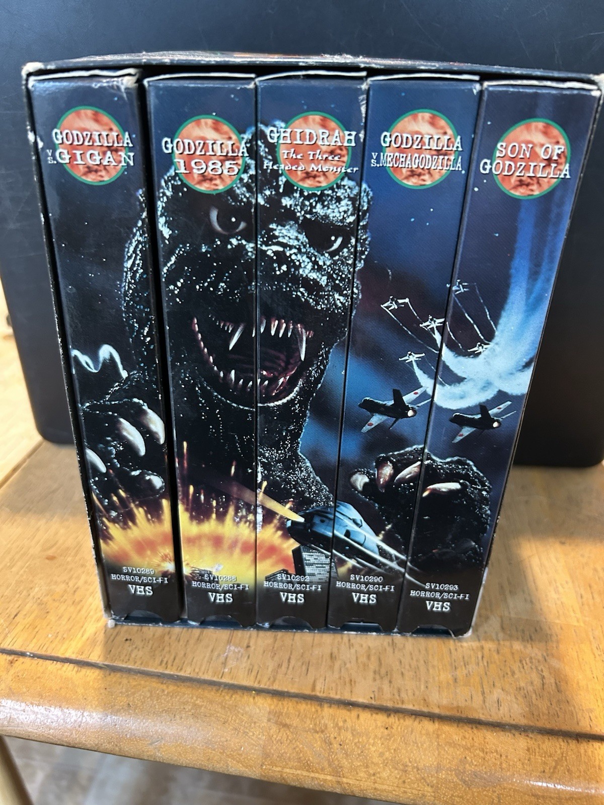 Vintage Godzilla Anchor Bay VHS Box Set 5-Movie Collection 1998 Kaiju Vintage Godzilla Anchor Bay VHS Box Set 5-Movie Collection 1998 Kaiju