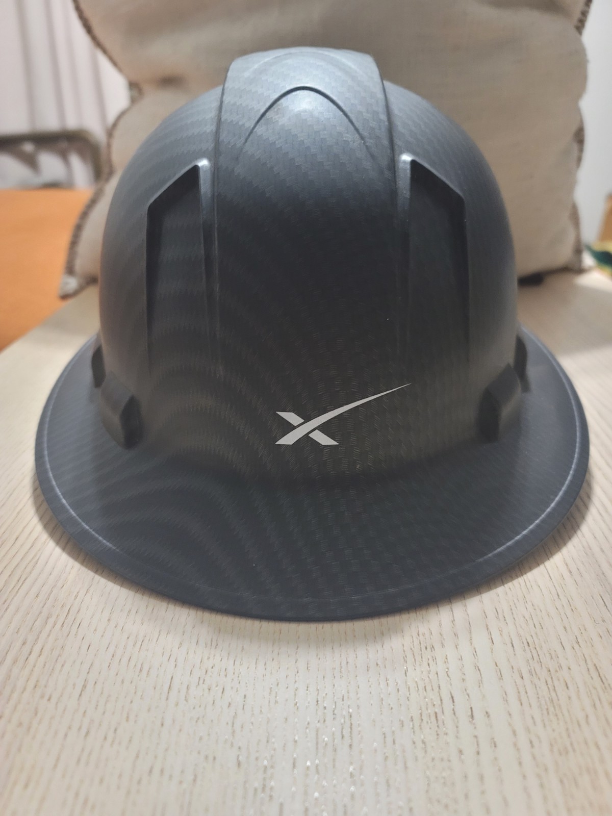 OFFICIAL SPACE X Pyramex Black Hard Hat SPACE X Logo Carbon Fiber Pattern