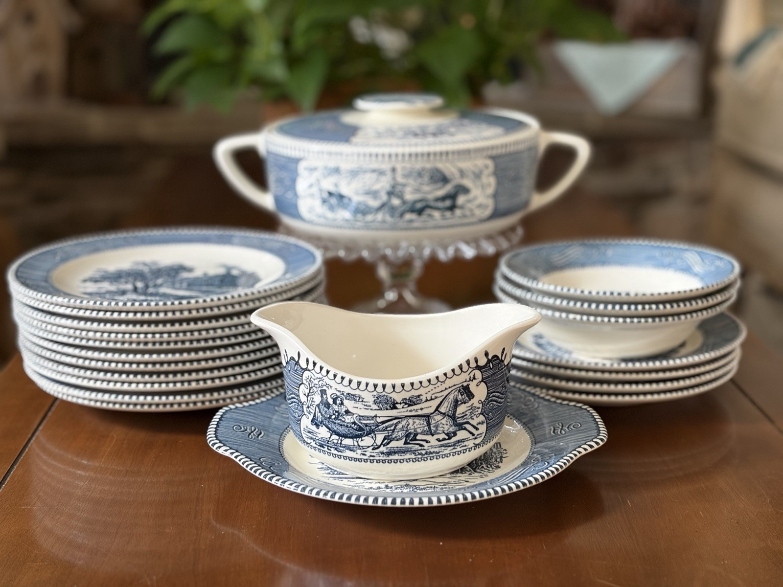 Vintage Royal China Currier & Ives Blue Transferware Dinnerware Set of 22 Pieces