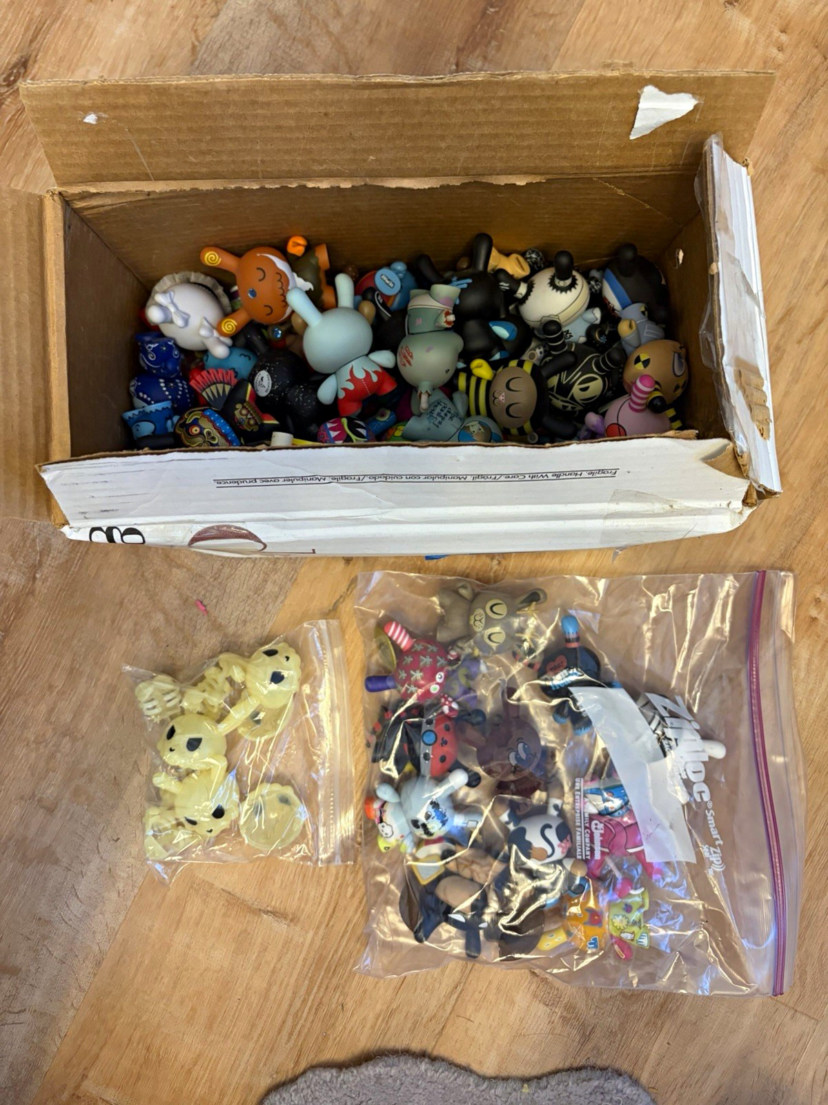Kidrobot Dunny Huge Bulk Mystery Lot 72 Loose Vinyl Figures + Accessories As is