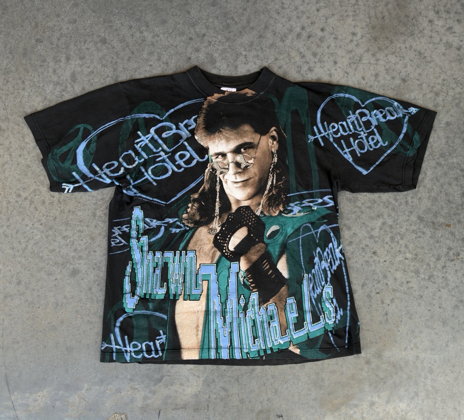 Vintage WWF Shawn Michaels Heartbreak Kid Hotel Shirt