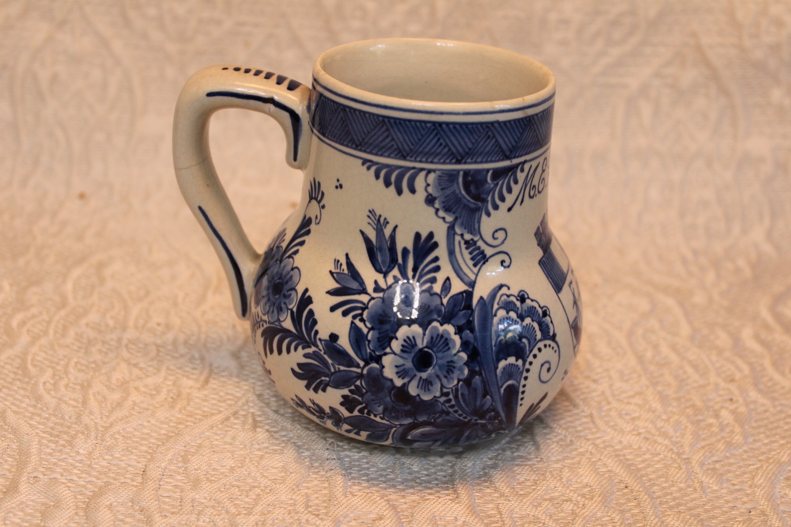Royal Delft 1930 Blue Onion Pattern Mug. De Porceleyne Fles. Signed. #610 Royal Delft 1930 Blue Onion Pattern Mug. De Porceleyne Fles. Signed. #610