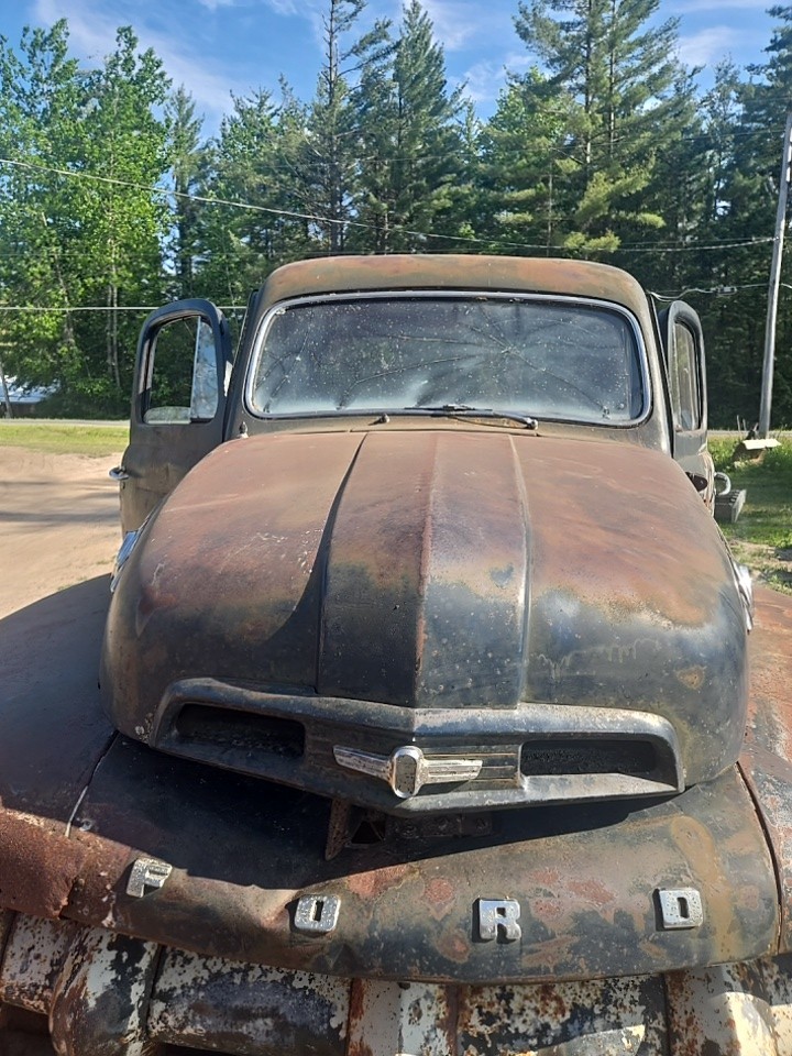 1951 1952 f1 hood