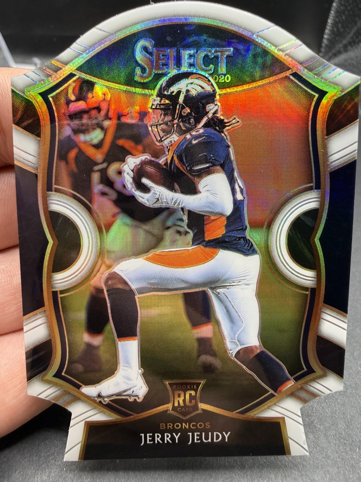2020 Panini Select - Concourse Jerry Jeudy #56 Refractor Prizm Die-Cut /(RC) 2020 Panini Select - Concourse Jerry Jeudy #56 Refractor Prizm Die-Cut /(RC)