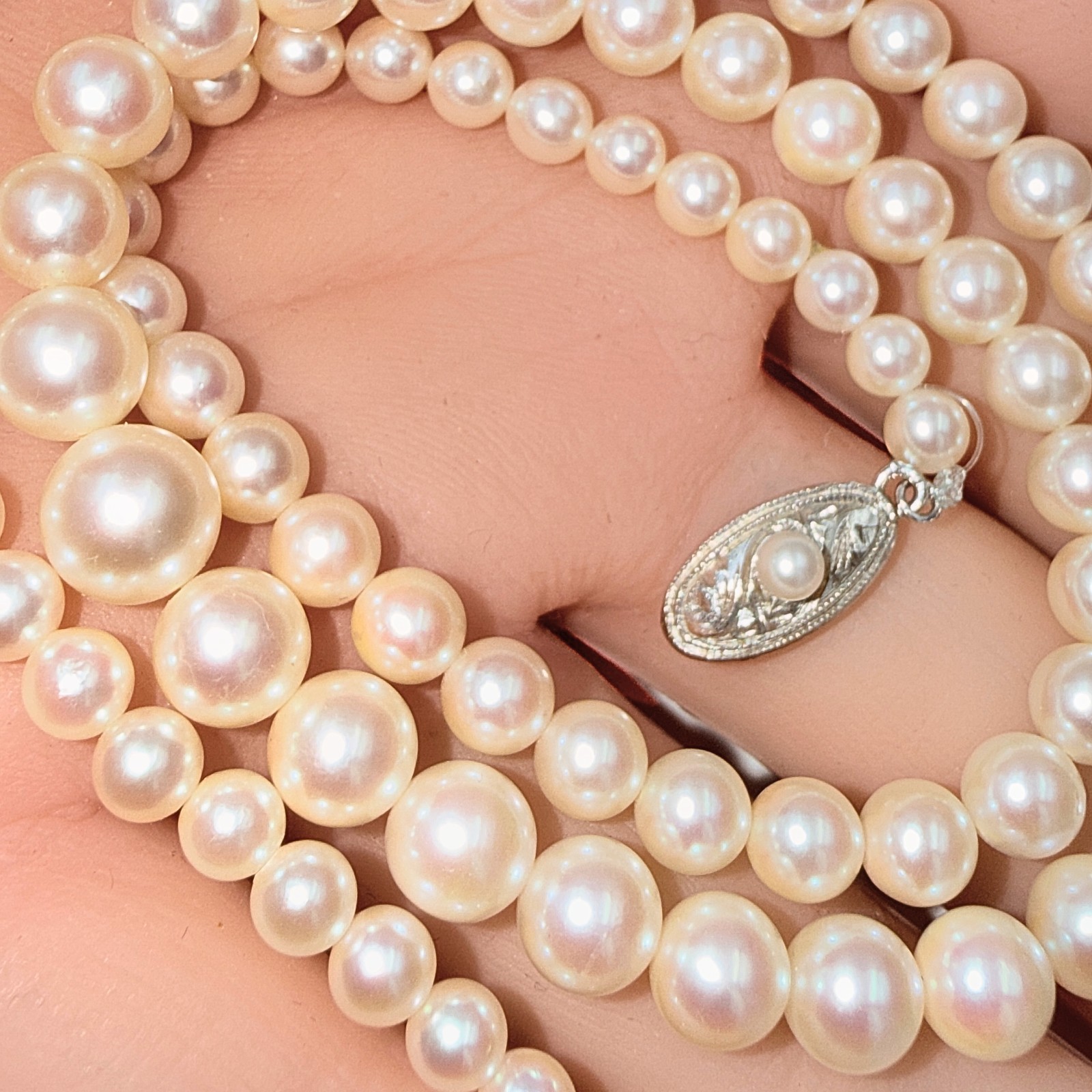 Antique Edwardian Sterling Silver Graduated High Luster Akoya Pearl Necklace