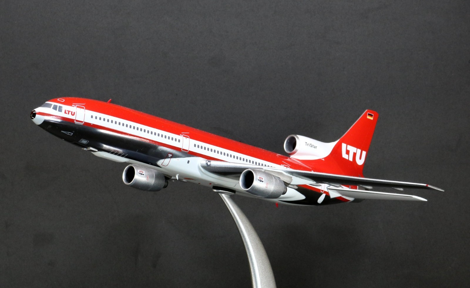 Inflight 200 1/200 LTU L1011 TriStar D-AERI diecast model Inflight 200 1/200 LTU L1011 TriStar D-AERI diecast model