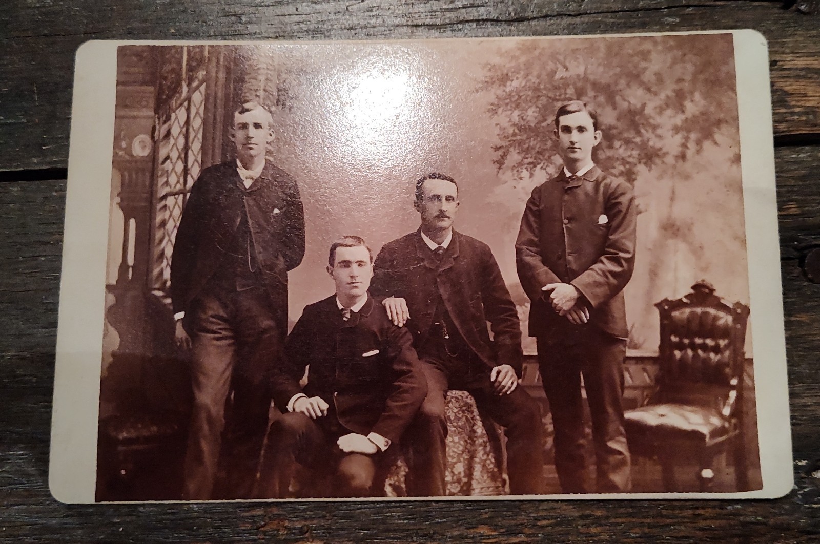 Cabinet Card Photo from the 1800s, 4 men, brothers? father & sons? Cabinet Card Photo from the 1800s, 4 men, brothers? father & sons?