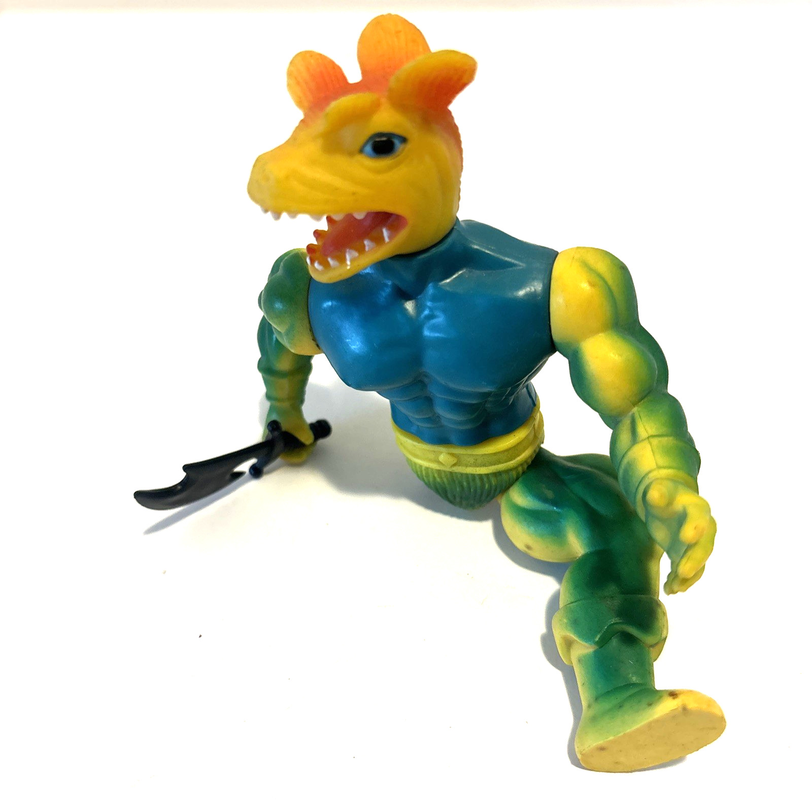 Vintage 1982 Remco Warrior Beasts Gecko Figure Black Axe Missing Leg Parts