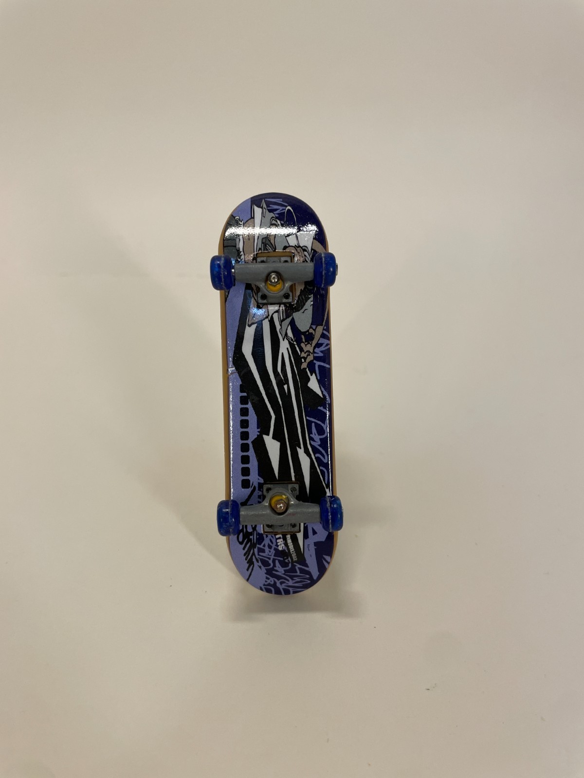Tech Deck Spin Master Graffiti Fingerboard (Used)
