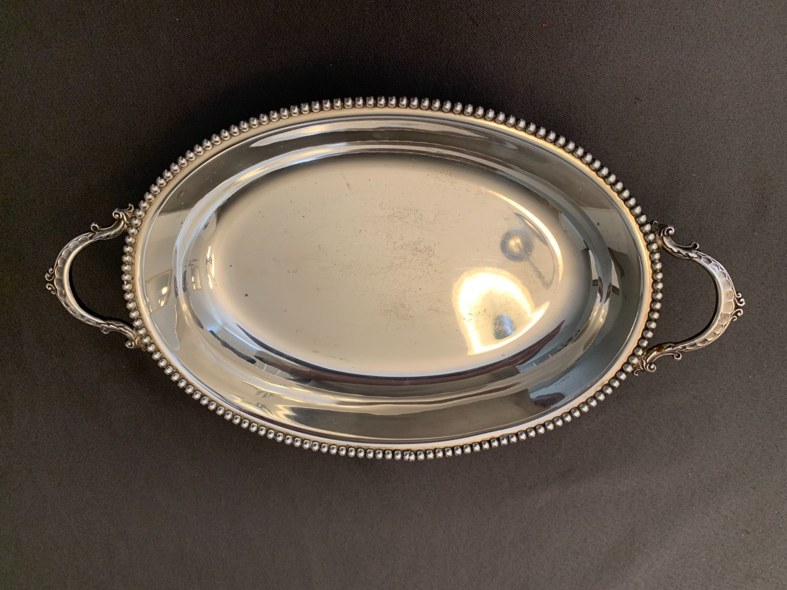 REDUCED Vintage Wallace Silverplate 12.5 Inch Bread Tray / Serving Platter REDUCED Vintage Wallace Silverplate 12.5 Inch Bread Tray / Serving Platter
