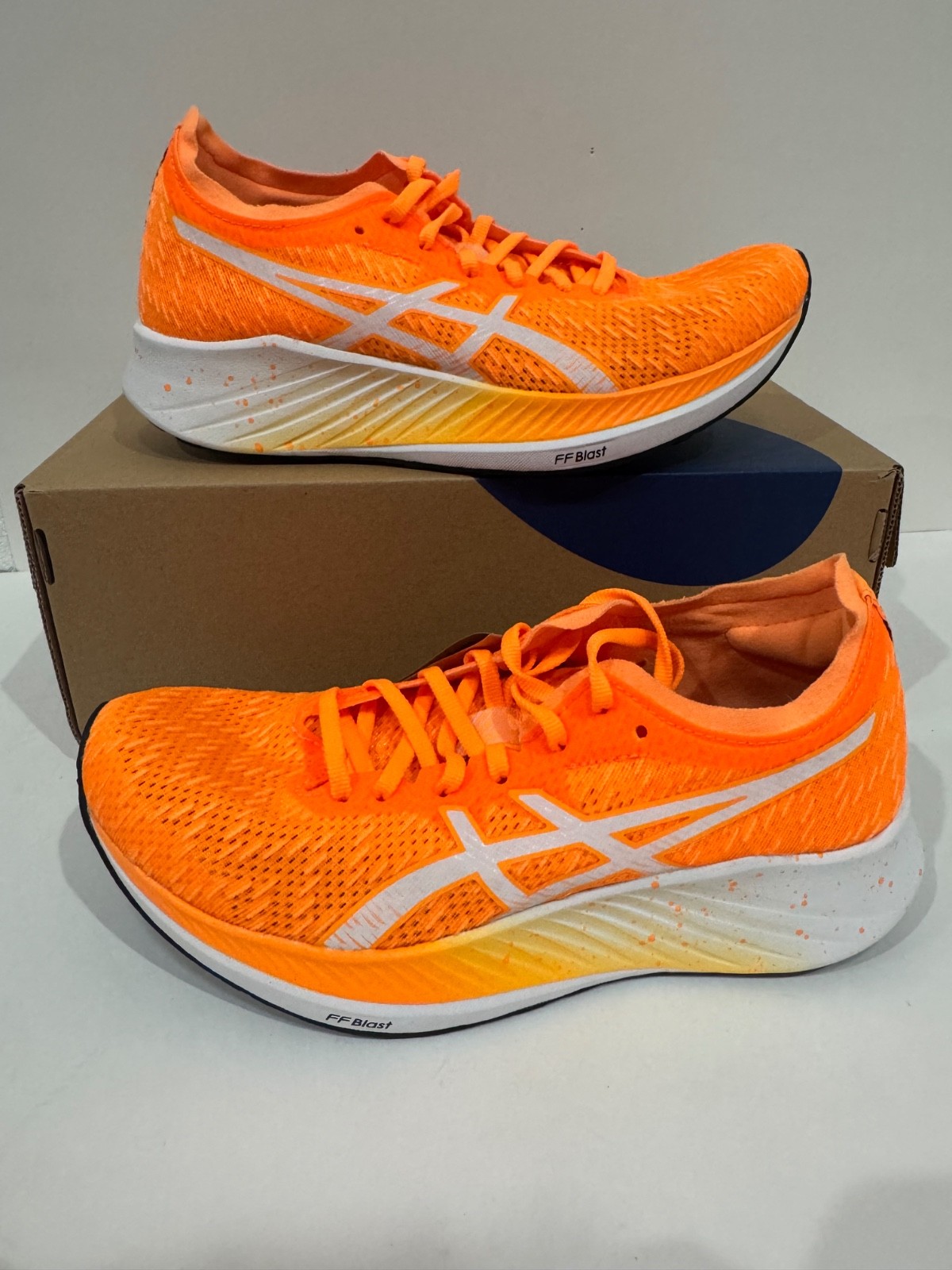 ASICS Magic Speed ORANGE POP WHITE 1012A895-800 WOMEN SHOES US SIZE 5.5 EUR36 ASICS Magic Speed ORANGE POP WHITE 1012A895-800 WOMEN SHOES US SIZE 5.5 EUR36