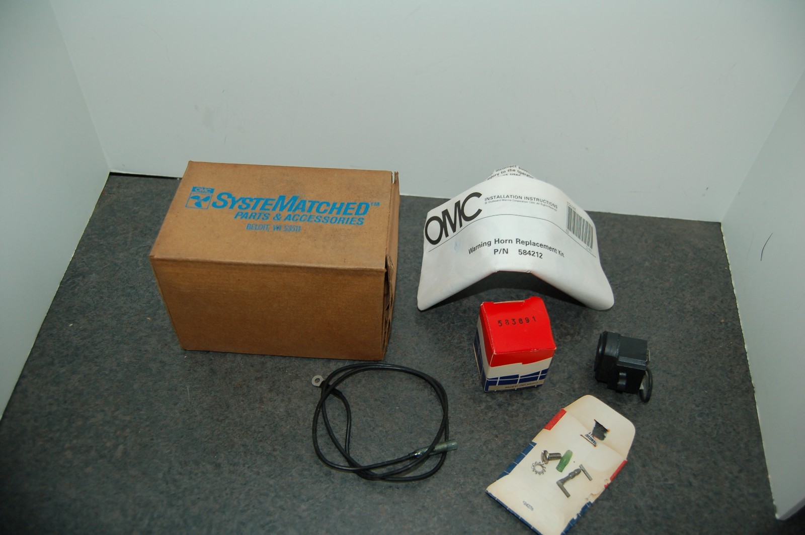 NEW GENUINE OMC 584212 Horn Kit Replaces 583891 0583891 585149 FACTORY MARINE