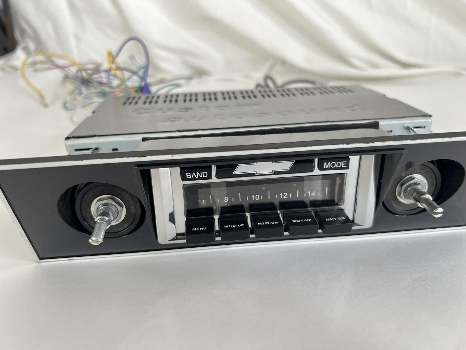 Custom Autosound USA-630 67-68 Camaro Digital Radio Black Bezel Aux USB IPod