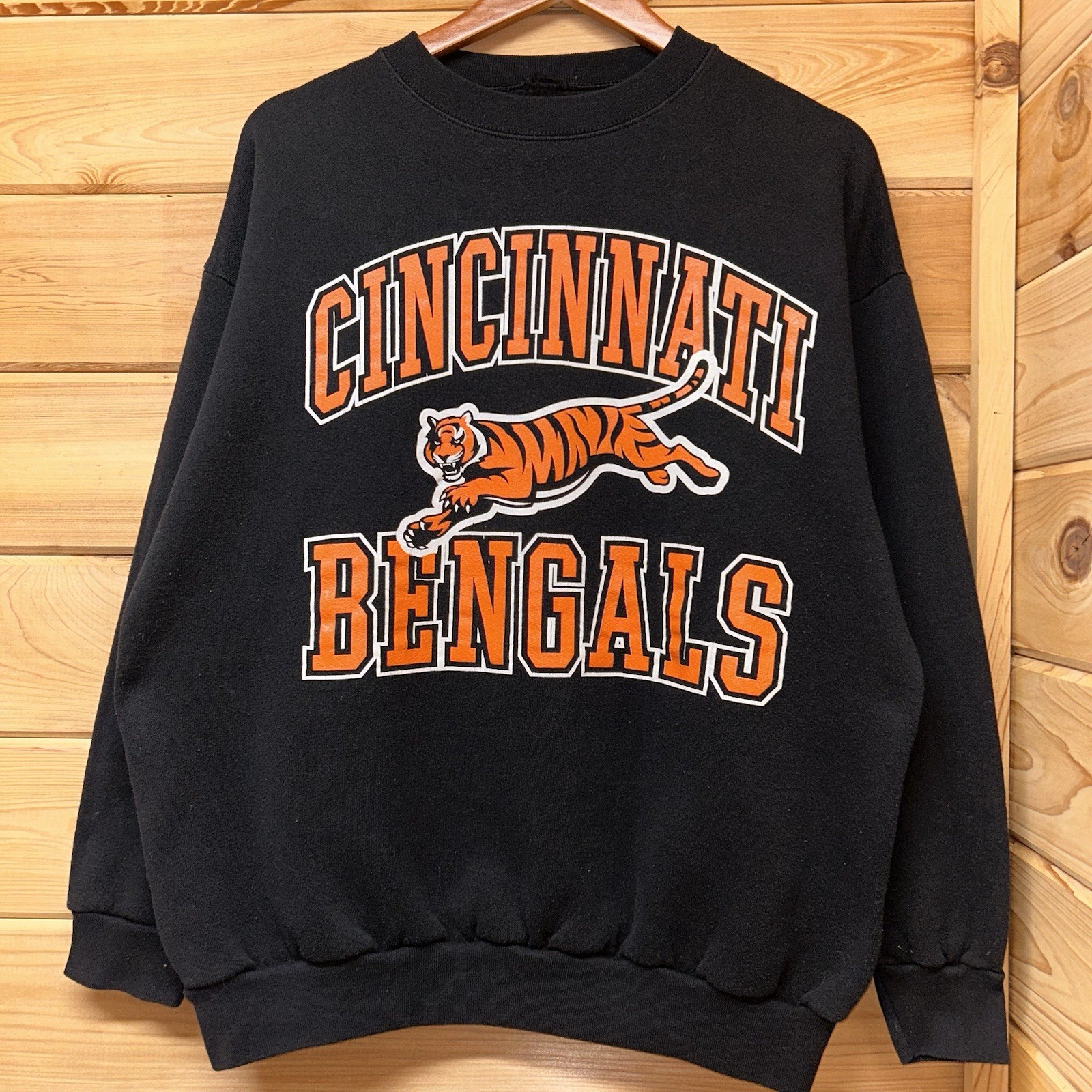 Vintage Cincinnati Bengals NFL Football Crewneck Sweatshirt 90s Size L Old Logo Vintage Cincinnati Bengals NFL Football Crewneck Sweatshirt 90s Size L Old Logo
